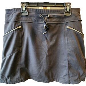 Athleta black tennis skirt with built-in shorts